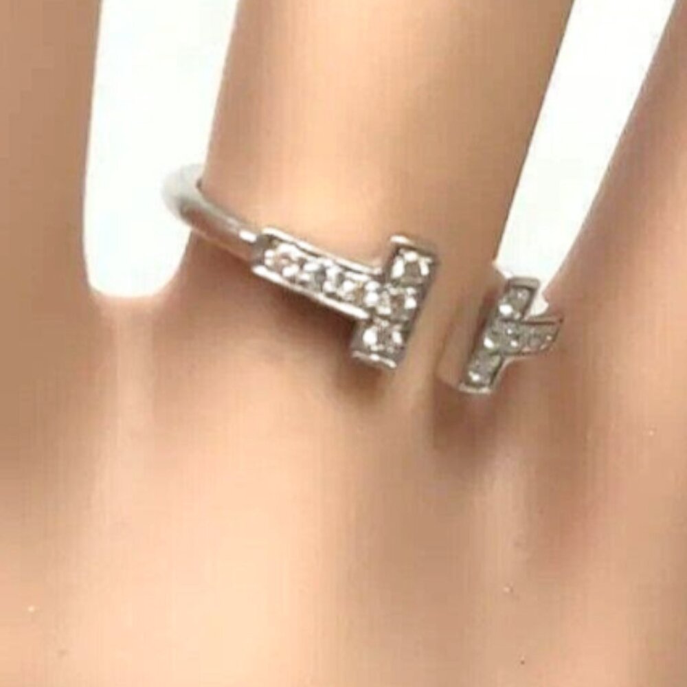 New Tiffany & Co Pave' Diamond T Wire  Ring  18K White Gold Size 5, Pouch & Box